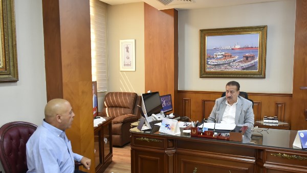 قرارات عاجلة لمحافظ بورسعيد بسبب الكلاب الضالة بعد استدعاء مدير الطب البيطري