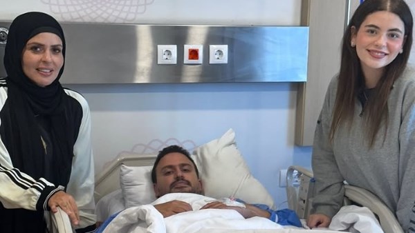 في أحدث ظهور بالحجاب.. مها الصغير تطلب الدعاء لنجلها ياسين السقا من المستشفى