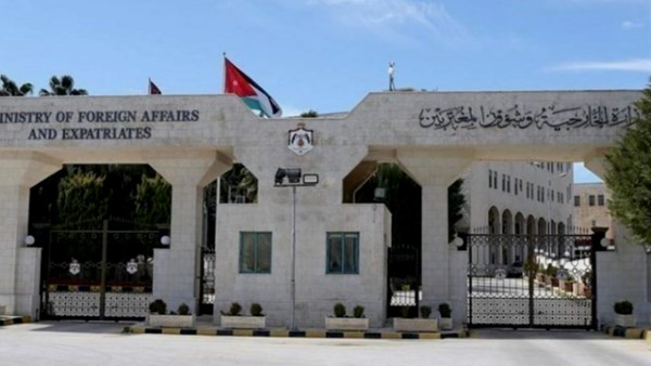 الأردن يدين اعتداءات الحوثيين على مطار الملك خالد الدولي بالسعودية