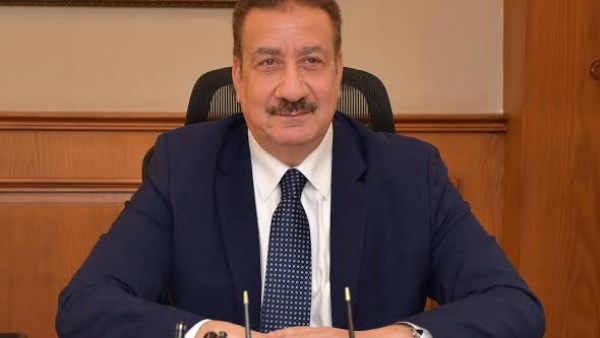 محافظ بورسعيد يبحث تطوير مكتبات الأحياء وتجهيز فرع جديد لمكتبة مصر العامة محافظ بورسعيد يبحث تطوير مكتبات الأحياء وتجهيز فرع جديد لمكتبة مصر العامة