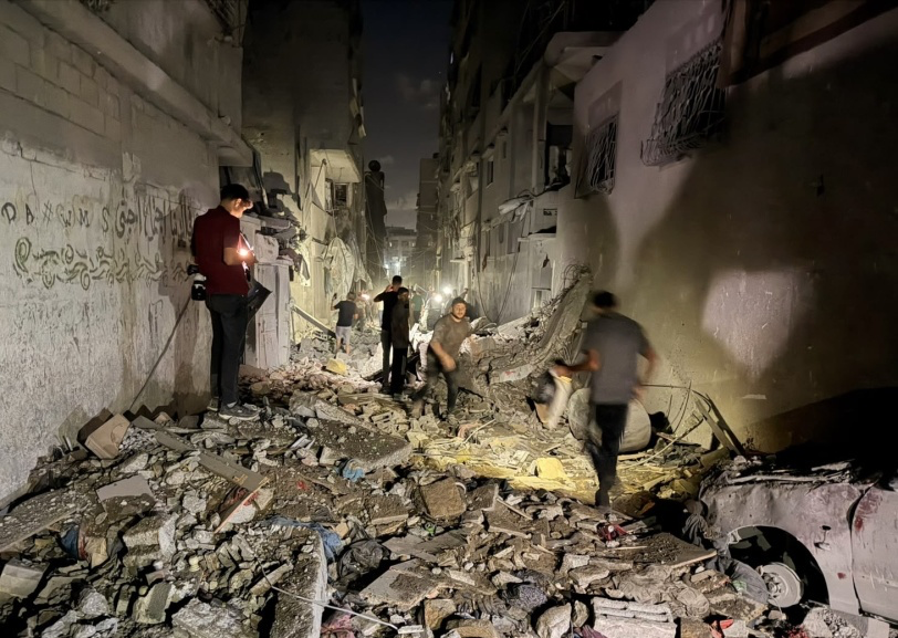 بعد 367 يوماً من وقف إطلاق النار.. غزة تنزف مجدداً: 9 شهداء و4 منازل مدمرة خلال 24 ساعة
